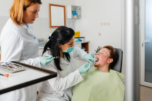Best Emergency Dental Services for Seniors in Charleston, IL